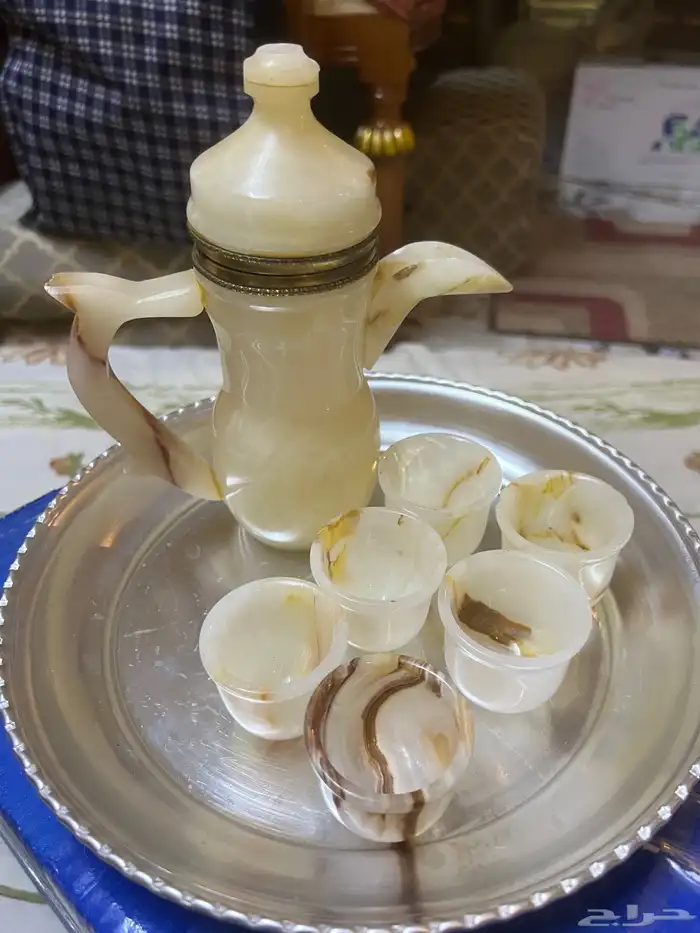 طقم دلة من حجر الرخام مخزنه قديمه جدآ ونظيفه 2
