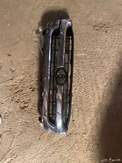 قطع هايلكس جميع المديلات من 77 الى 2005 47