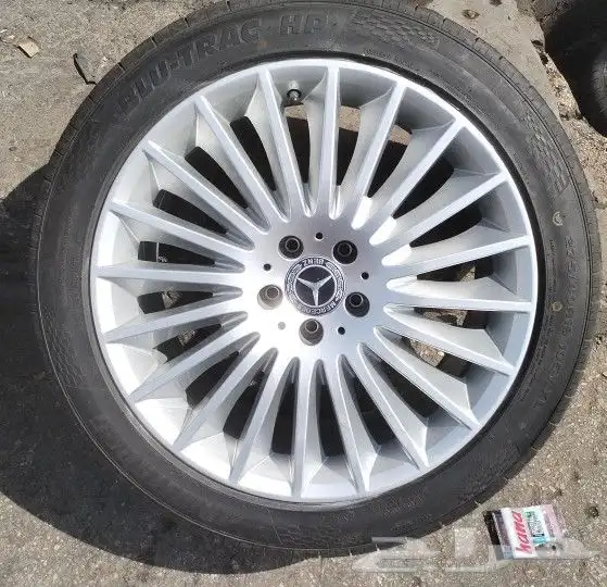 جوجد لدينا جنوط مرسديس مقاس 19اصلي وكالة نظيفه مره شبه جديد 1