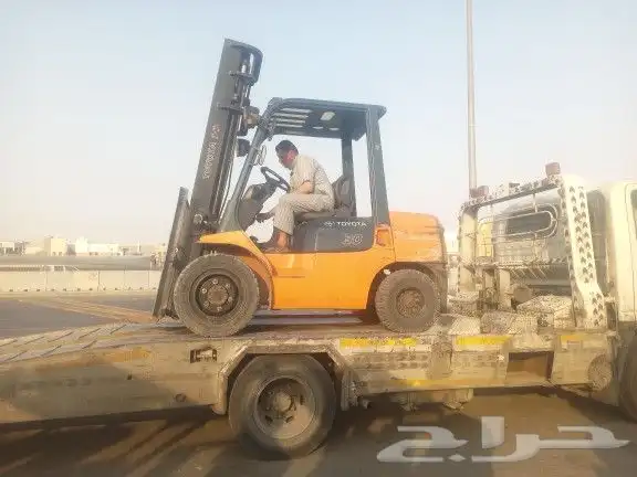 جي سي بي تلكسوب بوم لودر تلي هندر رافعة شوكية للايجار شهري 4