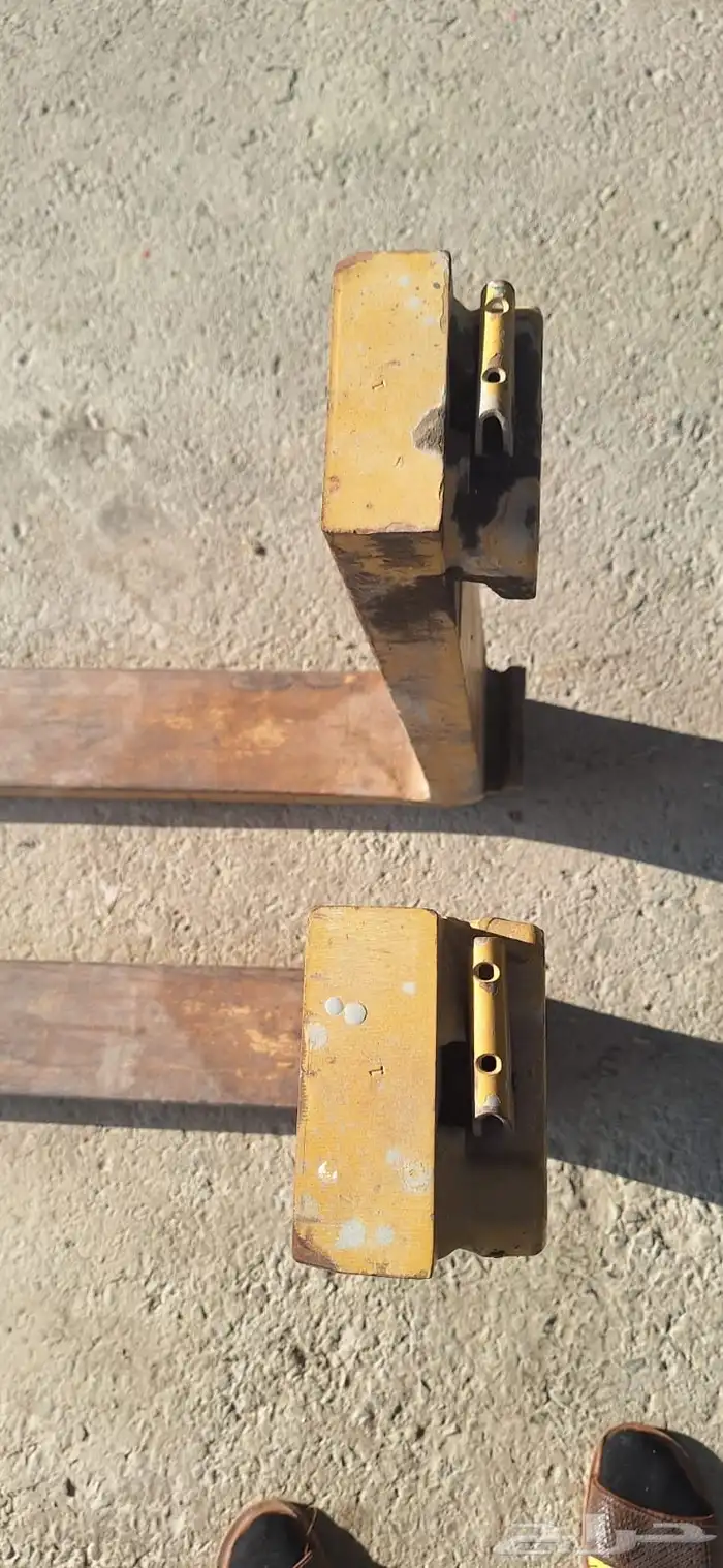 شوك فوركلفت طويلة (سلاح رافعة شوكية ) للبيع 3