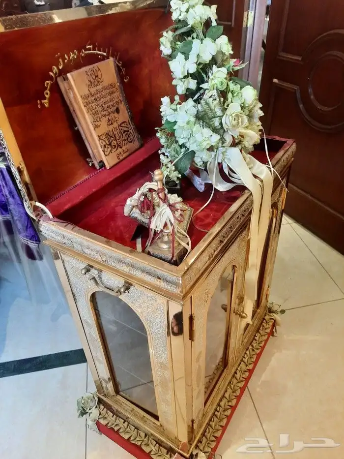 صندوق ملكة مع دولاب قطعة واحدة 10