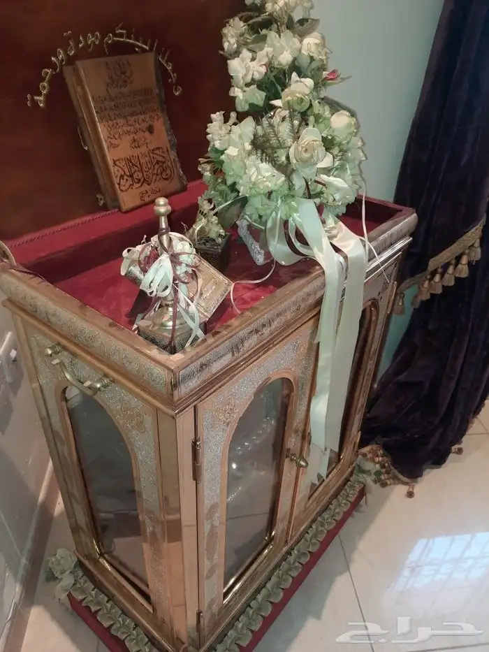 صندوق ملكة مع دولاب قطعة واحدة 11