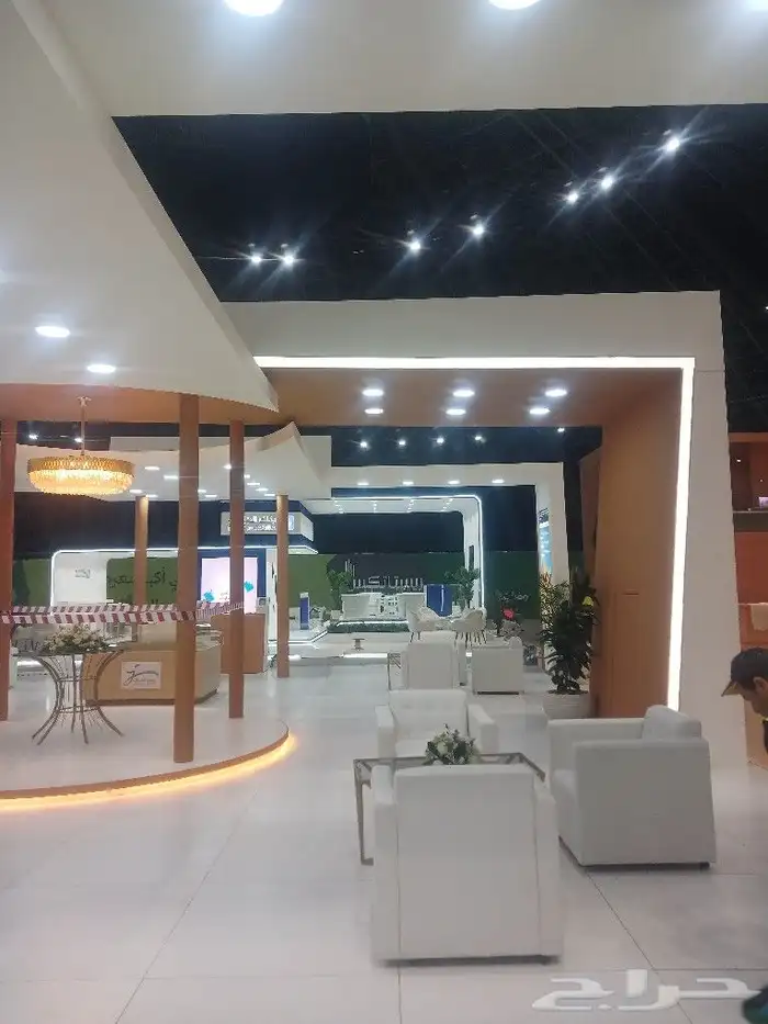 تنفيذ بوثات واستيدجات المؤتمرات 27