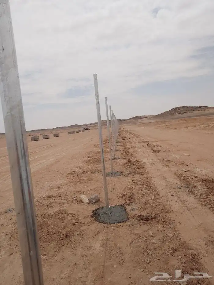 نحن نقوم بتوريد وتركيب جميع انواع الشبوك مزارع كسرات ملاعب ت 1