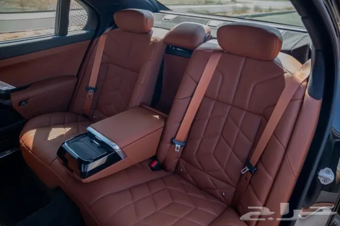 عروض المارد بي ام دبليو الفئة السابعة Bmw 735i 2026 ام بلس 8