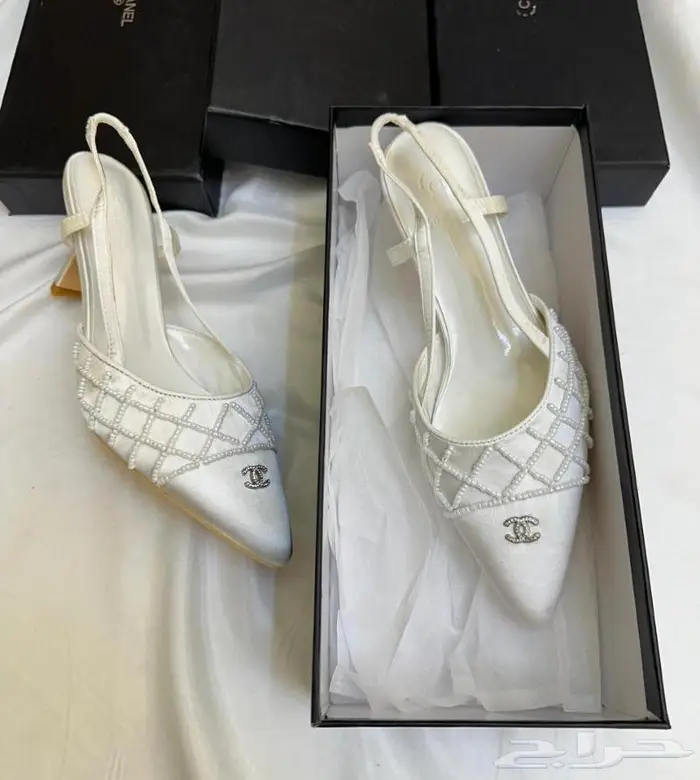 عندك حفلة سهرة وفرنا لكي افخم طقم احذية كعب ماركة شنطة حذاء 21