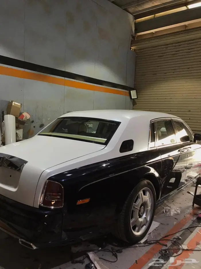 للبيع رولة تجليد اسود لماع كوري 7