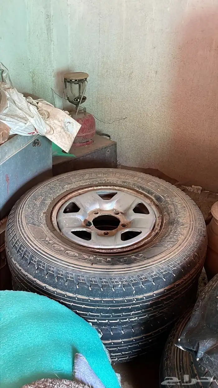 جنوط للبيع عددها خمسه جنوط 1