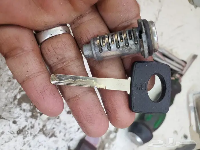 برمجة مفاتيح وكمبيوتر الشاحنات   بدل فاقد -- اسبير 9