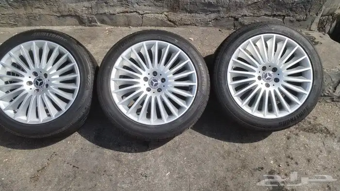 جوجد لدينا جنوط مرسديس مقاس 19اصلي وكالة نظيفه مره شبه جديد 0