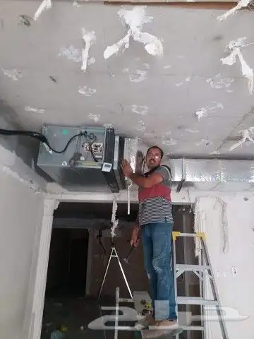 فني تركيب وصيانه المكيفات وتمديد النحاس وتركيب مجر الهواء 0