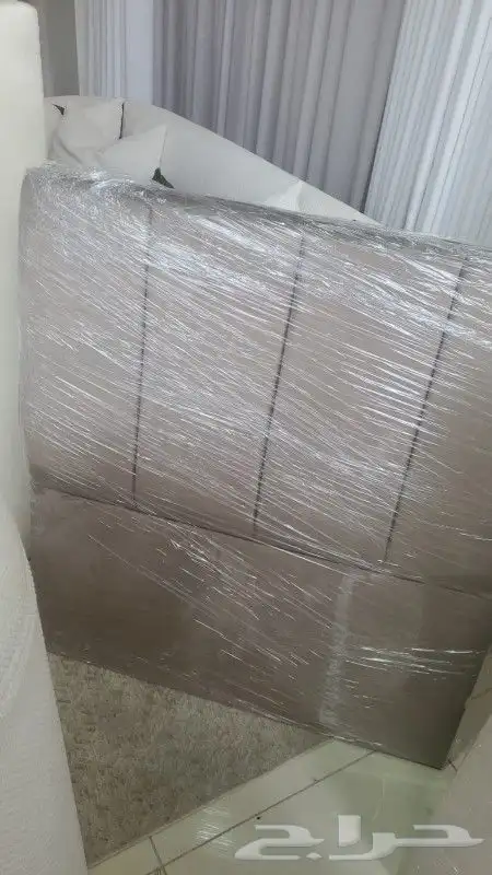 سرير خشب نفر مخمل كامل جديد النوعية ممتازه 1