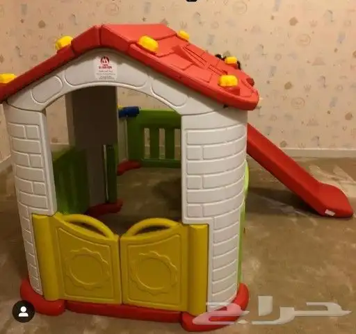 بيوت اطفال مع حوش وزحليقه 4