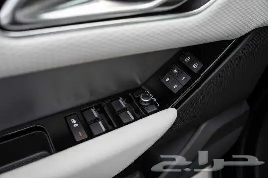رانج روفر فيلار Range Rover Velar R-Dynamic S SUV موديل 2023 23