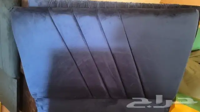 سرير خشب نفر مخمل كامل جديد النوعية ممتازه 3