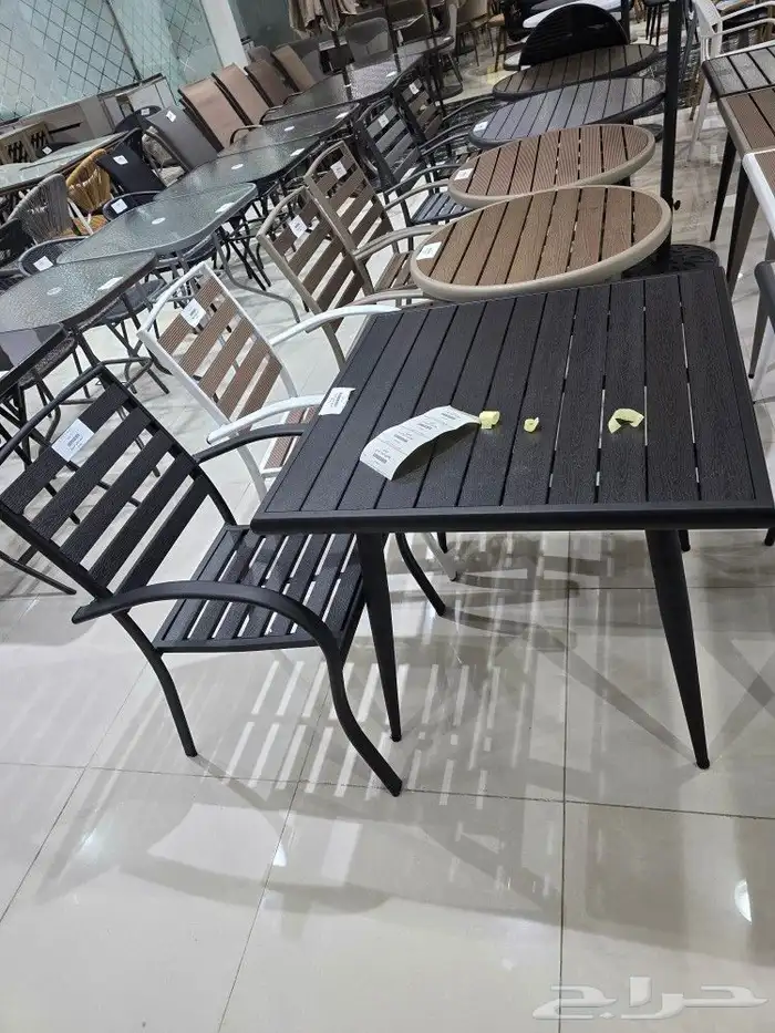 كراسي حديد 2