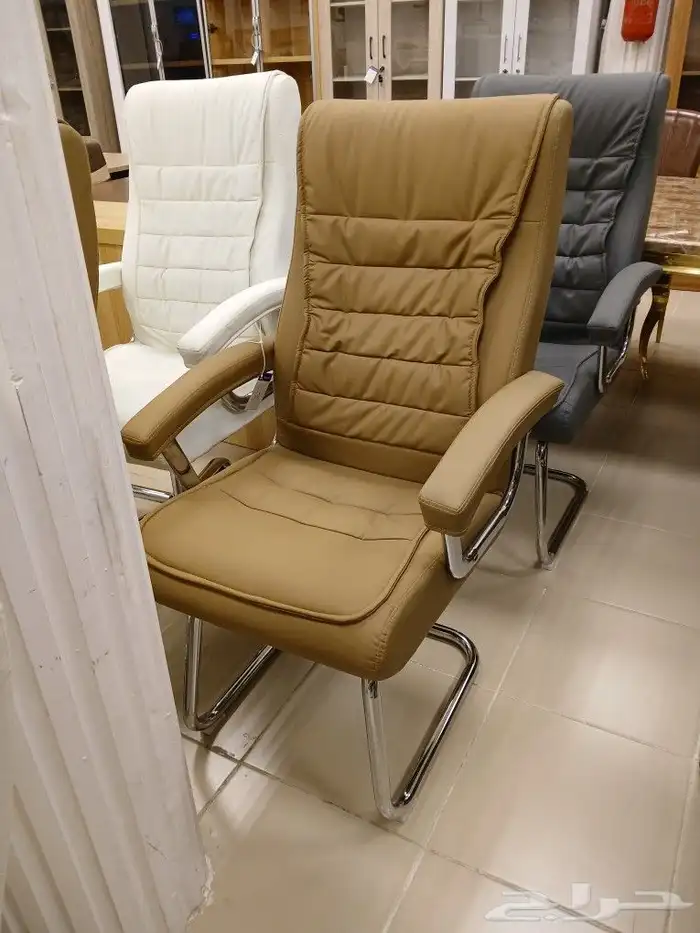 كراسي مكتبيه ثابت ومتحرك 1