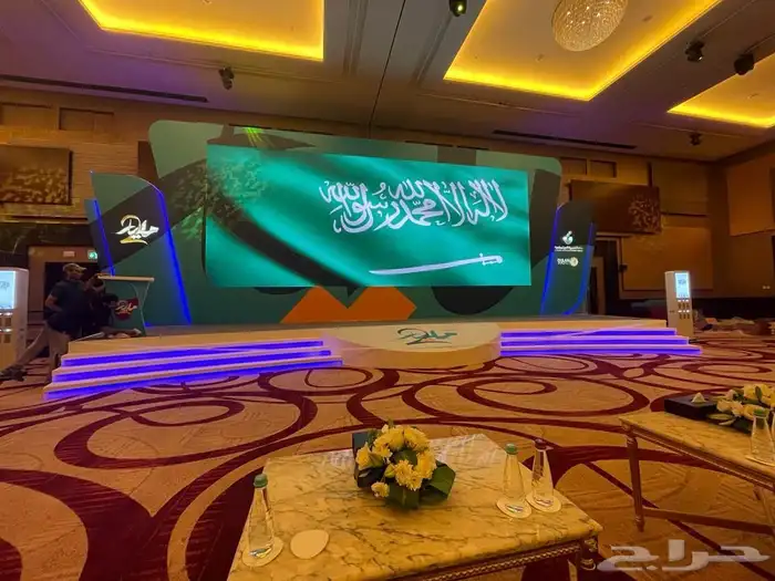 شاشات عرض 3