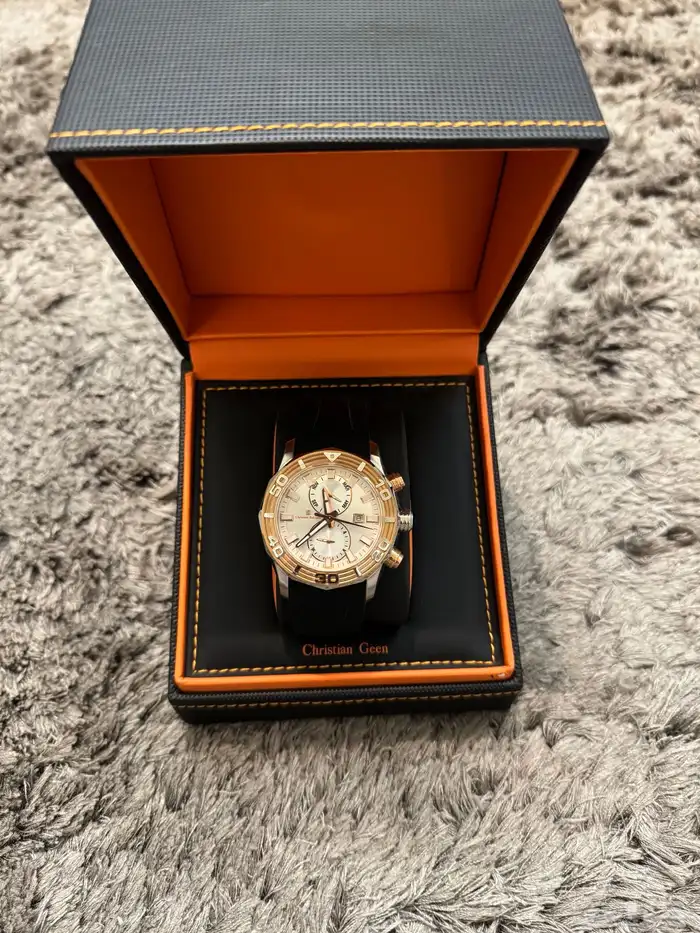 مجموعة ساعات وساعه ابل وسماعة بلوتوث 9