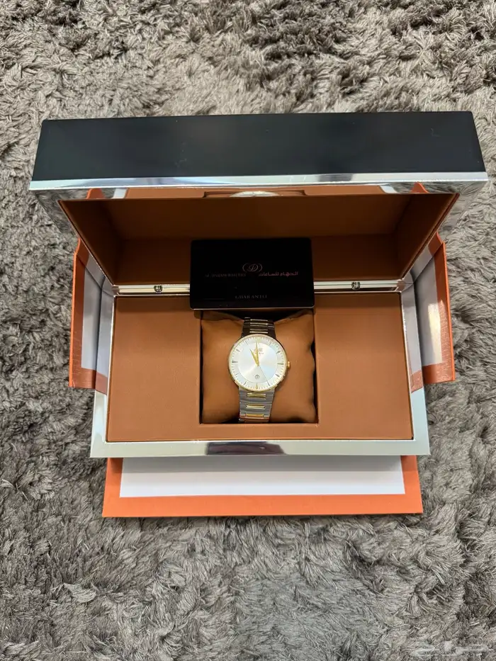 مجموعة ساعات وساعه ابل وسماعة بلوتوث 0