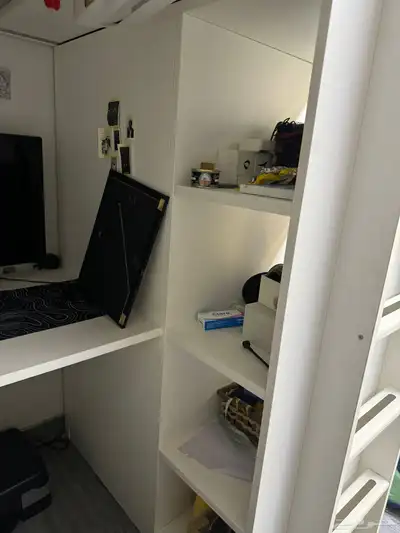 سرير مع مكتب ودولاب من ايكيا 10