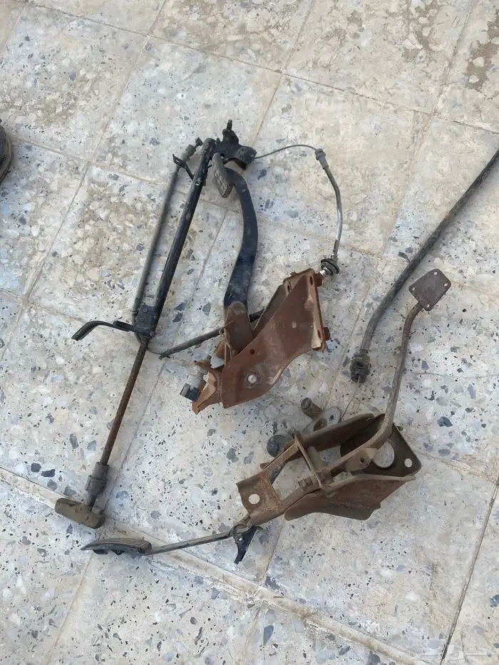 قطع هيلكس 18