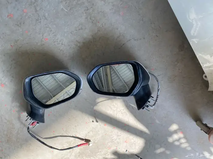 مرايه جانبيه كامري 2025 2