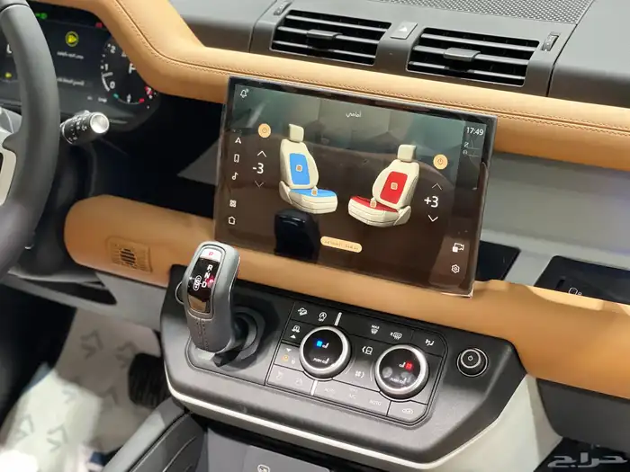 لاندروفر ديفندر 90 موديل 2024 - HSE - V6 فل كامل جديد . 9