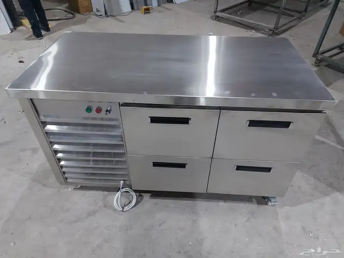 استيل  تفصيل  ثلاجات  رفوف  استاند  طاولة  دولاب  هود عربية 30