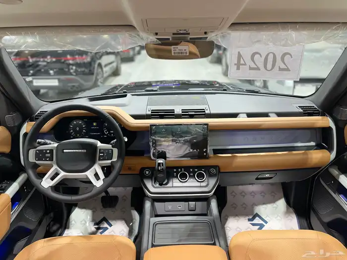 لاندروفر ديفندر 90 موديل 2024 - HSE - V6 فل كامل جديد . 6