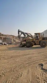 زفلت جديد مقشور ونعمل في الردميات والدفنيات 2