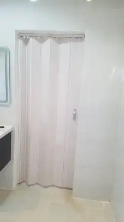 تركيب باب كرديون . تركيب باب جلد .تركيب باب سحب . باب سحاب 5