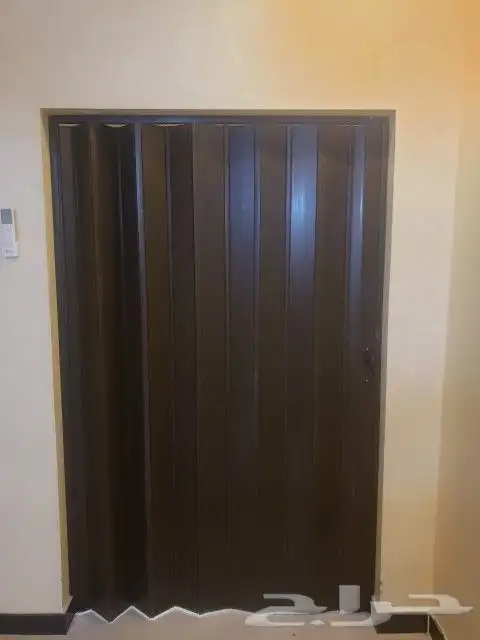 تركيب باب كرديون . تركيب باب جلد .تركيب باب سحب . باب سحاب 2