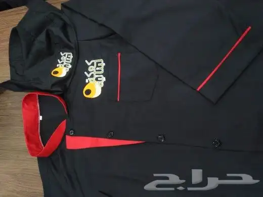 الزي الموحد تيشرتات بولو مع التطريز 3