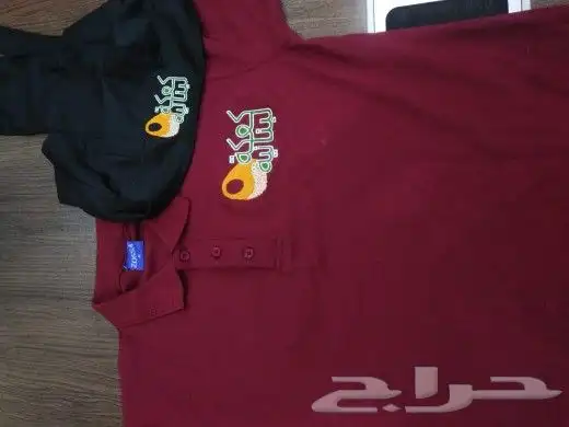 الزي الموحد تيشرتات بولو مع التطريز 2