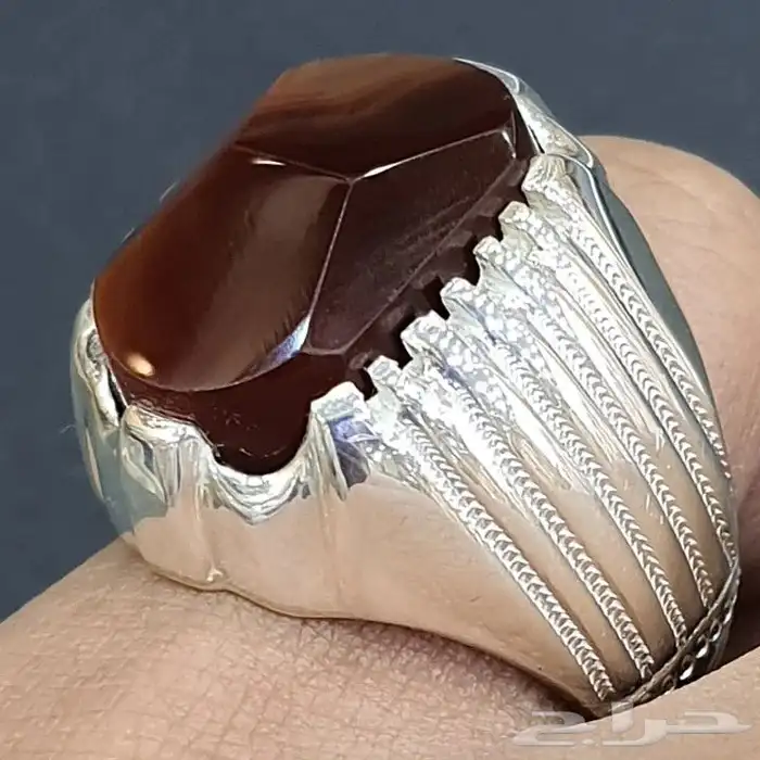 عقيق يماني كبدي مزعفر 1