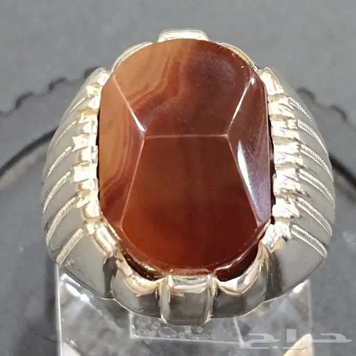 عقيق يماني كبدي مزعفر 4