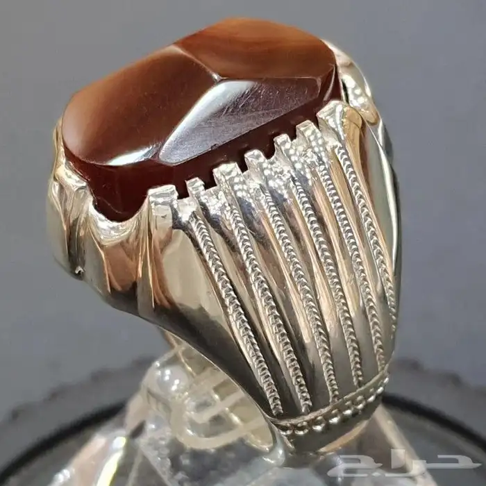 عقيق يماني كبدي مزعفر 2