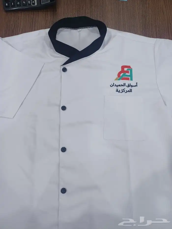 الزي الموحد تيشرتات بولو مع التطريز 0