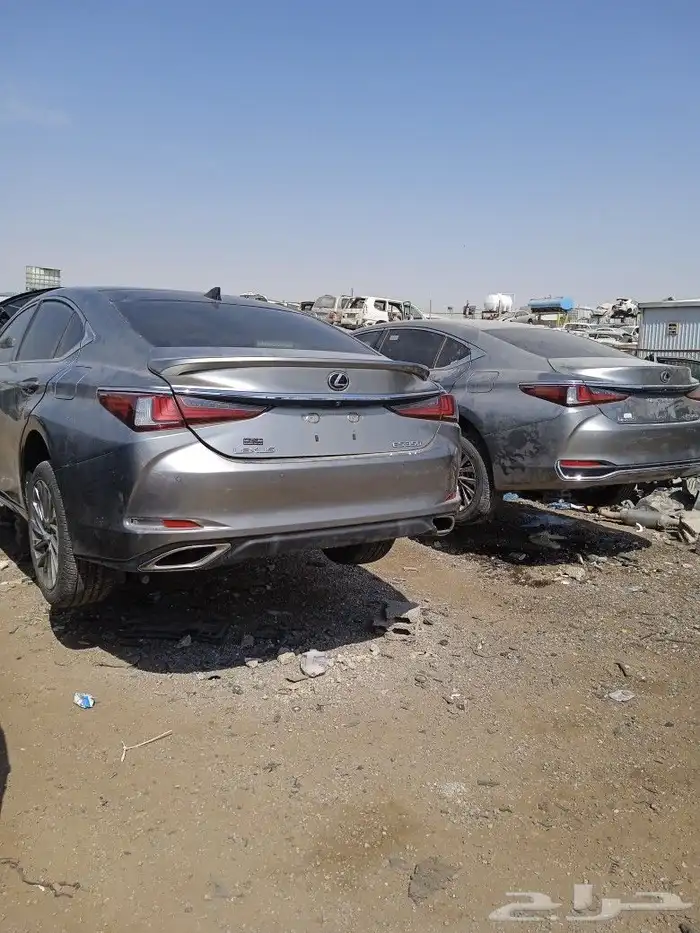 قطع غيار لكزس Es350موديل 2022 0