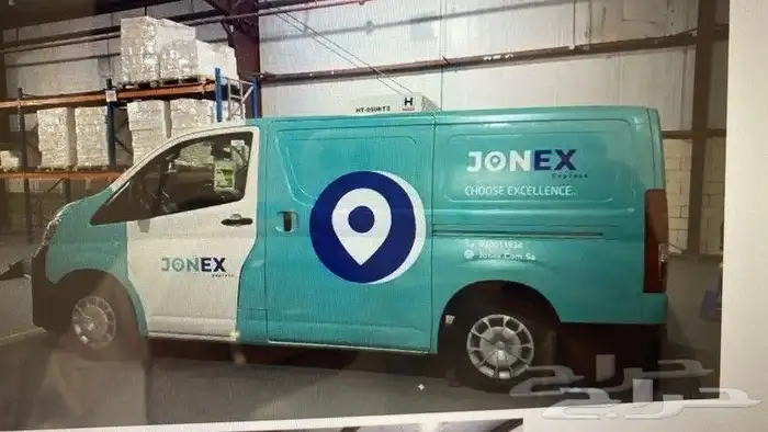 طباعة وتركيب ستيكر دينا 0