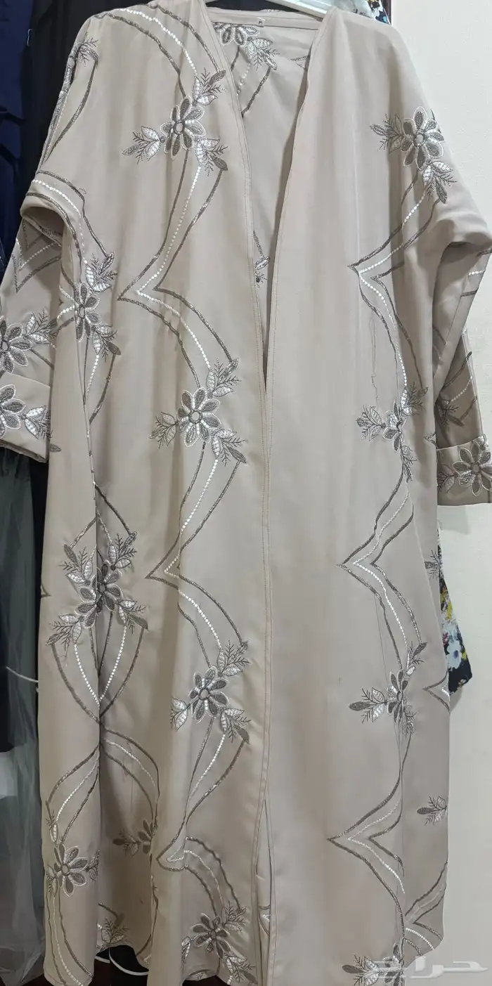عباية للبيع غير مستعملة 2