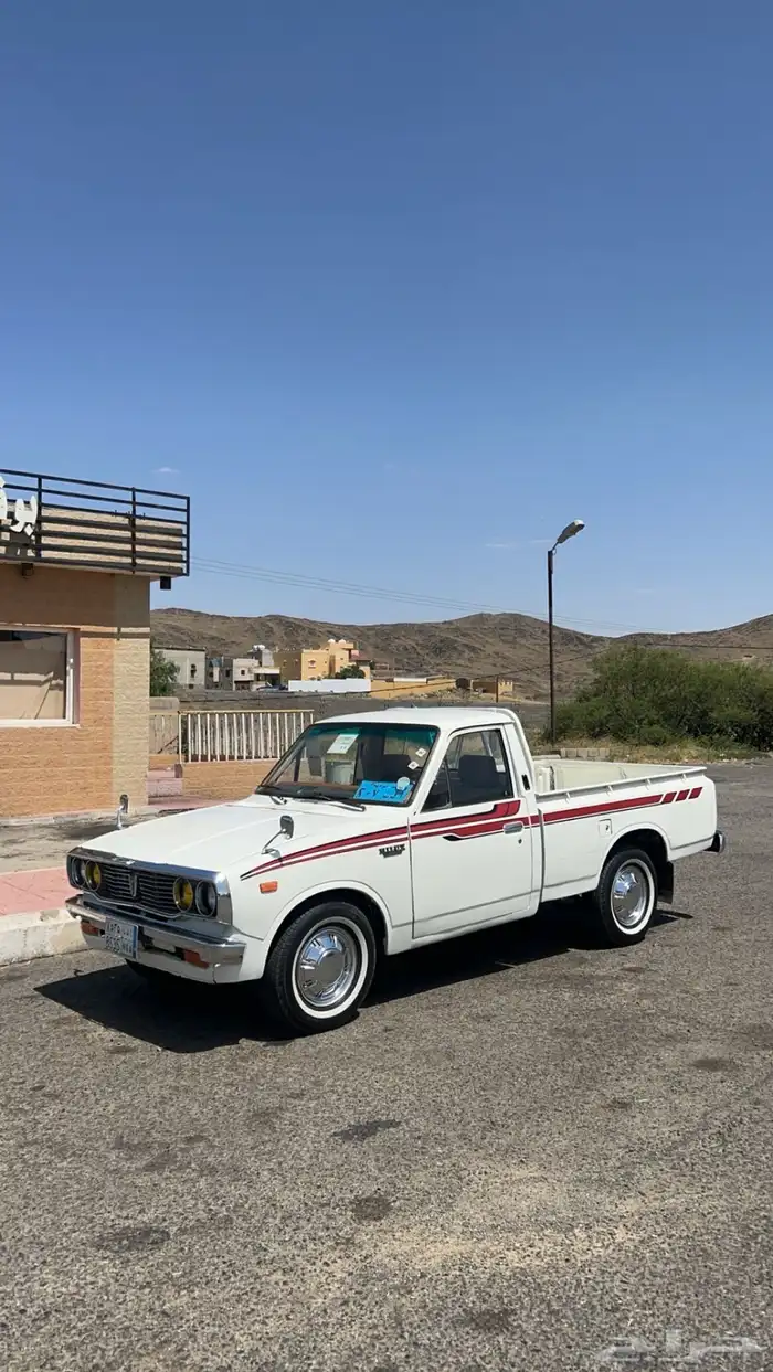 هايلوكس 1978 كلاسيك للتأجير 12