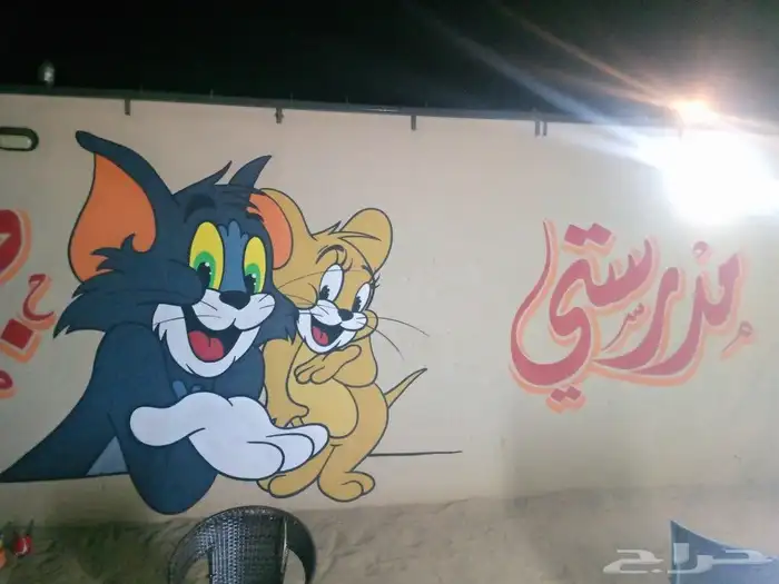 خطاط ورسام جداريات لوحات إعلانية وجهات كلادينج 4