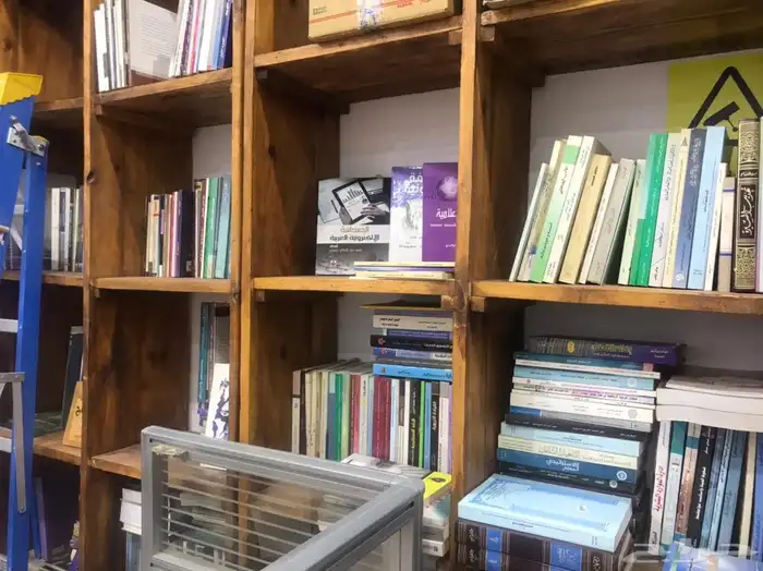 للبيع ادوات مكتبية خرامة ورق سلك دباسة وكمبيوتر 2