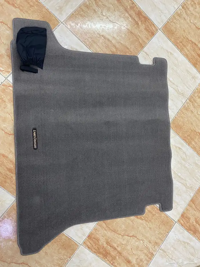 قطع غيار واكسسوارات جيب ربع وشاص تايوتا 4