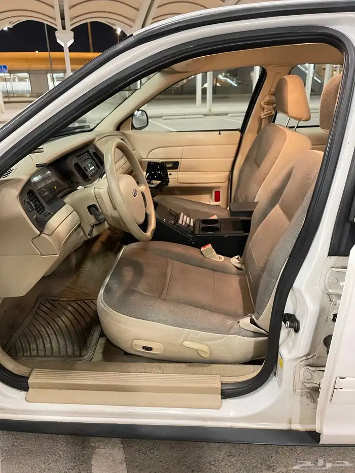 فورد بوليسي امريكي داخلية هلوز ناادر جدا 6