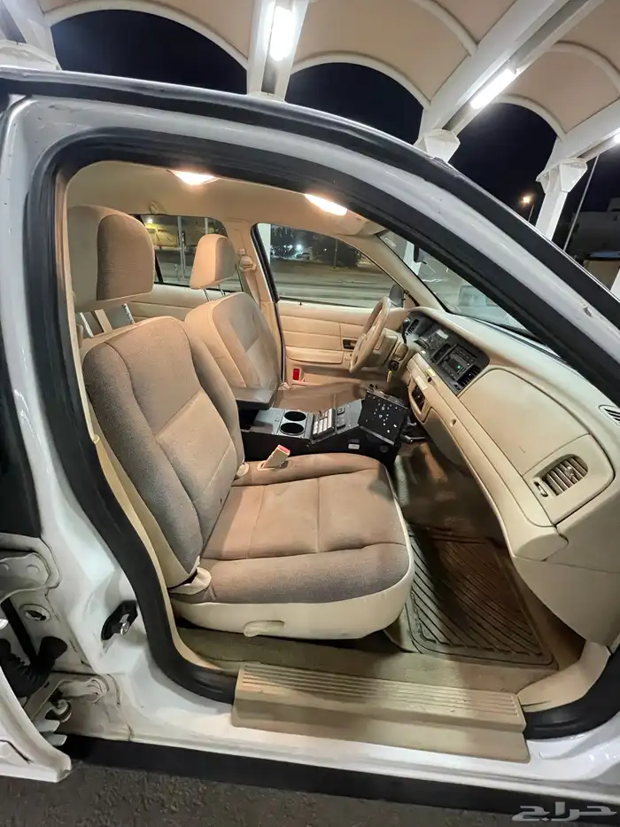 فورد بوليسي امريكي داخلية هلوز ناادر جدا 5