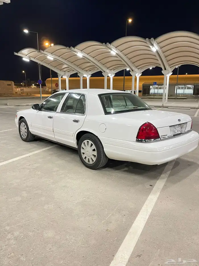 فورد بوليسي امريكي داخلية هلوز ناادر جدا 3